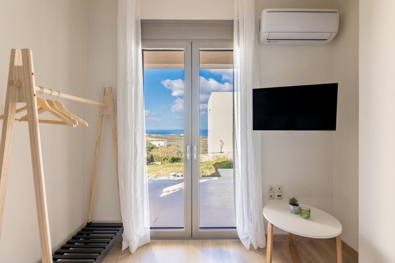 3 Bedroom Villa With Stunning Sea View & Private Parking Elia  外观 照片
