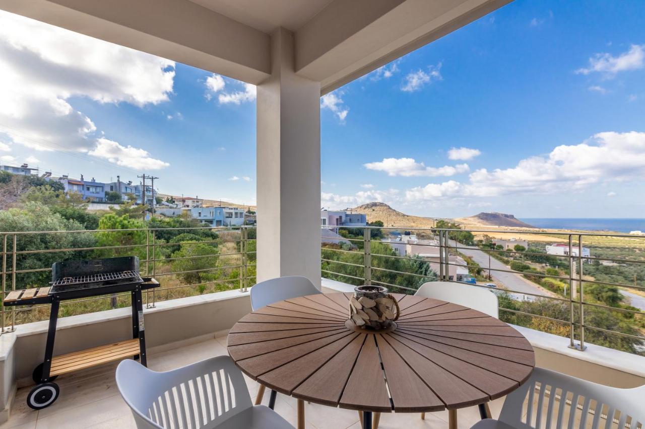 3 Bedroom Villa With Stunning Sea View & Private Parking Elia  外观 照片